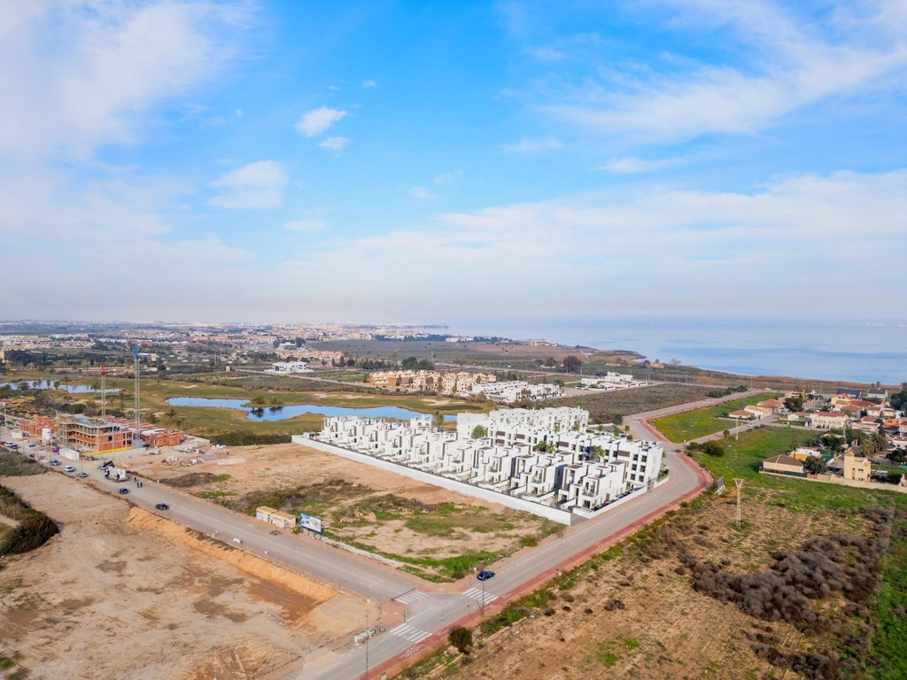 Moderný apartmán v Los Alcazares – Serena Golf