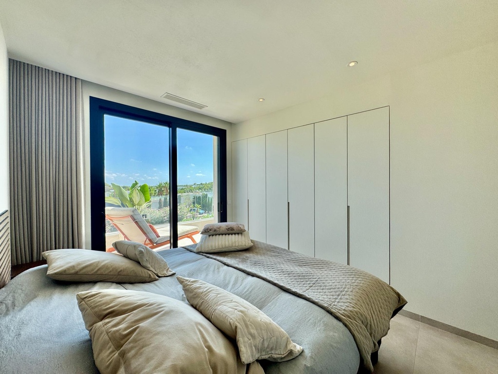 Luxusný apartmán v Orihuela – Las Colinas Golf