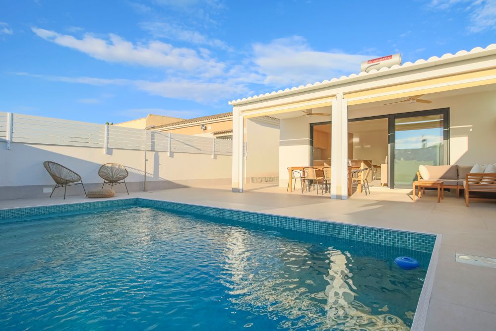 Moderná vila v Torrevieja – Costa Blanca