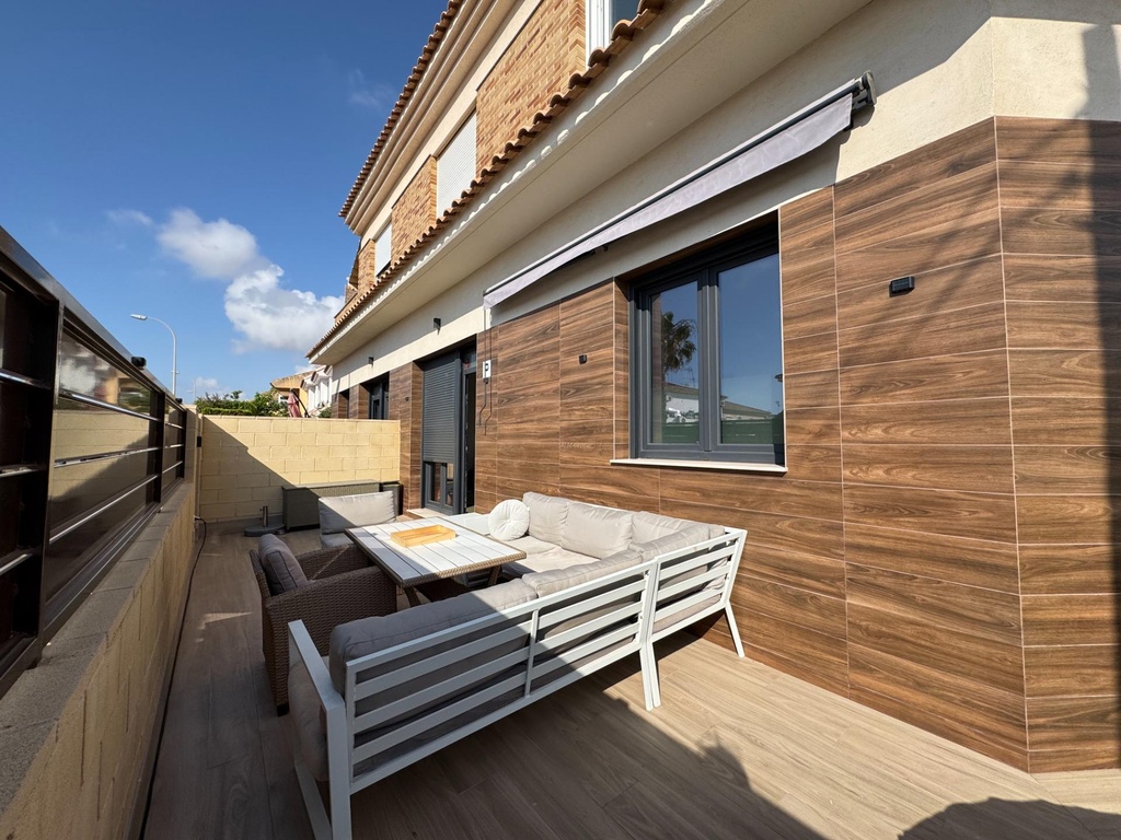 Moderný apartmán v Santiago de la Ribera