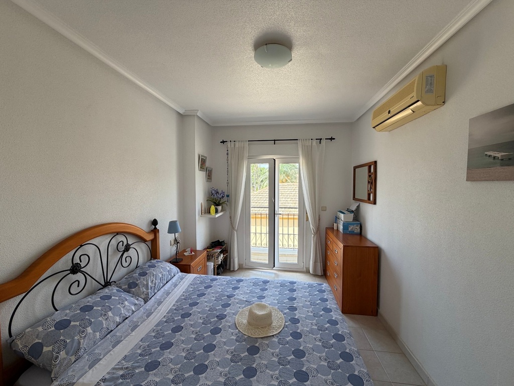 Moderný apartmán v Jacarilla – Inland