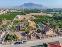 Luxusná vila v Molins – Inland