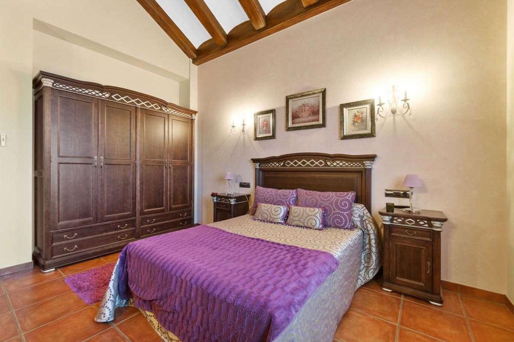 Luxusná vila v Molins – Inland