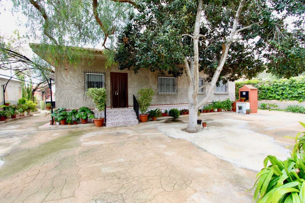 Moderná vila v Canadas De San Pedro – Inland