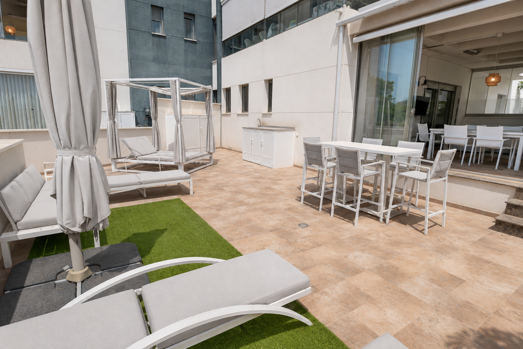 Moderný apartmán v Los Dolses – Inland