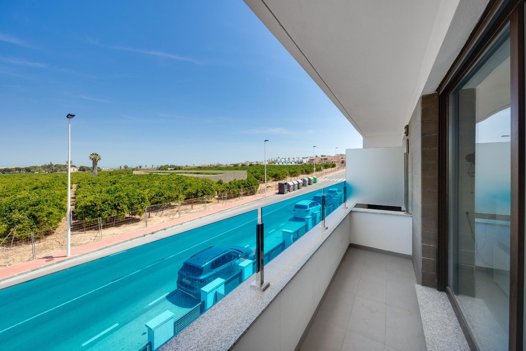 Moderný mestský dom v Torrevieja – Los Balcones