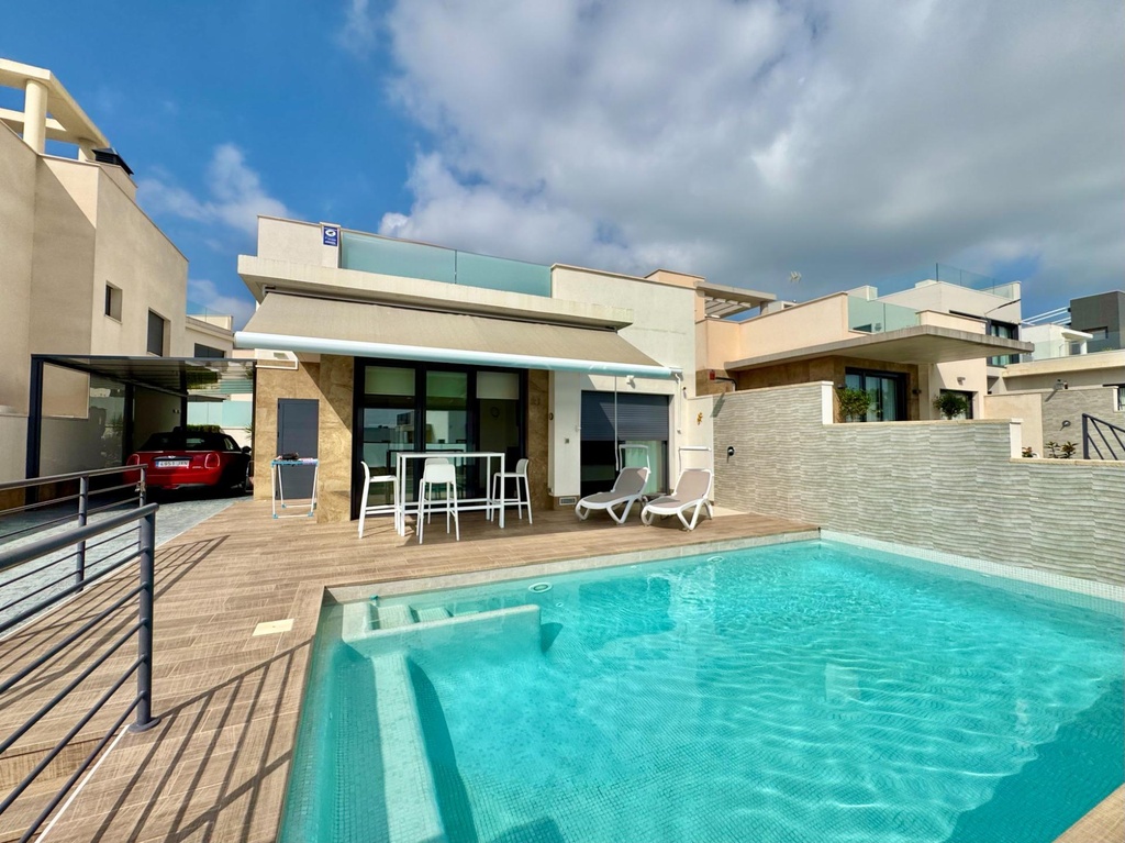 Moderná vila v San Miguel de Salinas – Bellavista