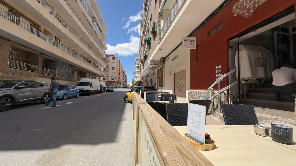 Moderný Commercial v Torrevieja – Acequion