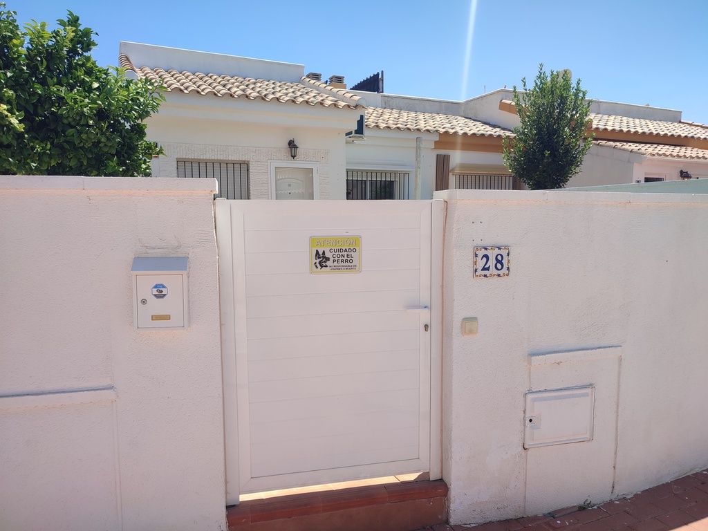 Moderná vila v Sucina – Inland
