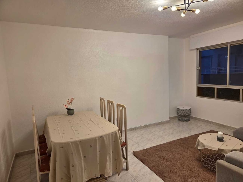 Moderný apartmán v Torrevieja – Habaneras