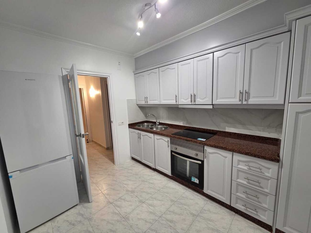 Moderný apartmán v Torrevieja – Habaneras