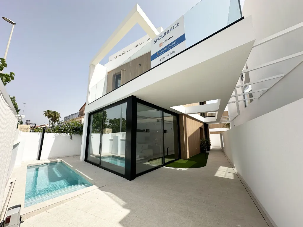 vila Ottawa v Torre de la Horadada