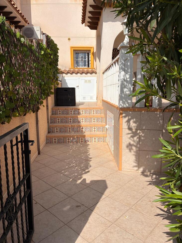 Moderná vila v Lomas de Caboroig – Costa Blanca
