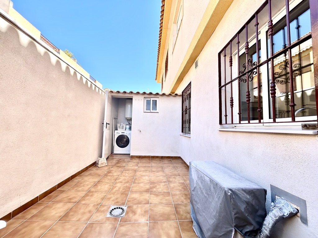 Moderný apartmán v La Zenia – Costa Blanca
