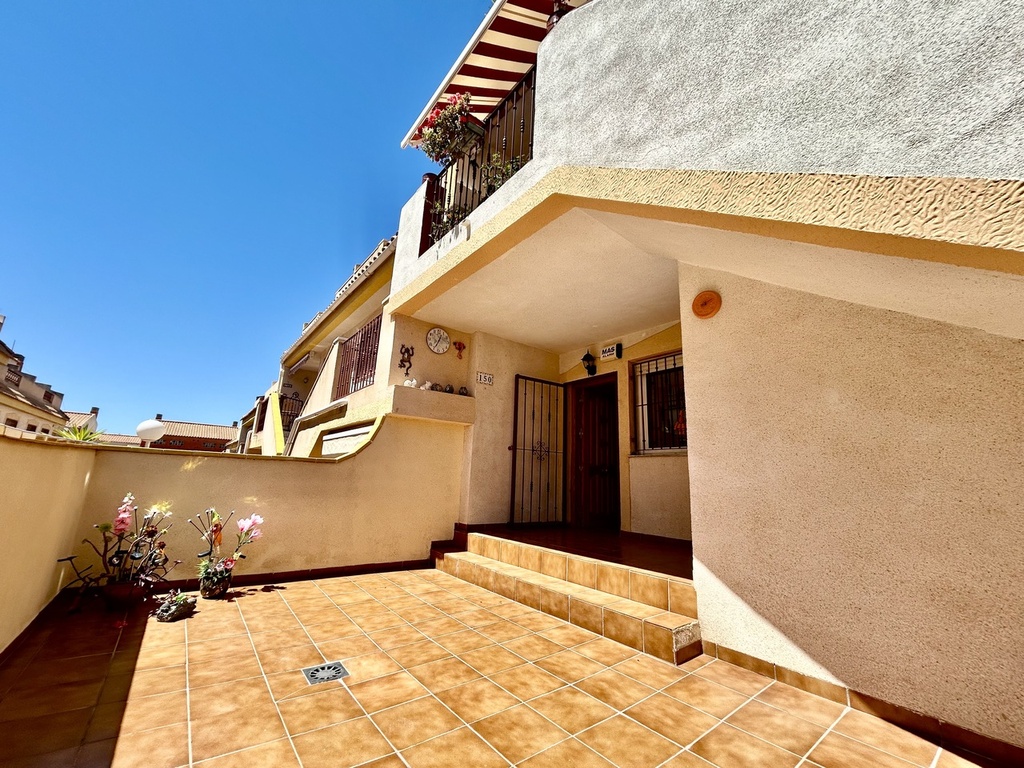 Moderný apartmán v La Zenia – Costa Blanca