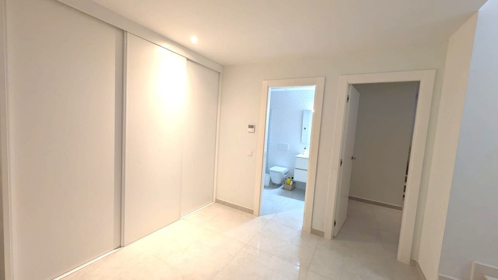 Moderná vila v Cabo Roig – Costa Blanca