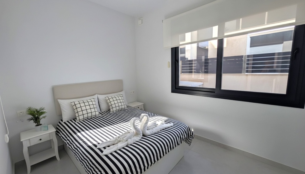 Moderná vila v Cabo Roig – Costa Blanca