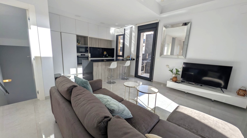 Moderná vila v Cabo Roig – Costa Blanca