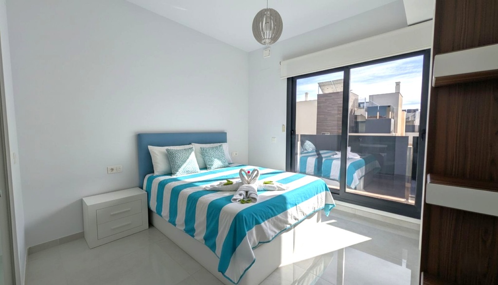 Moderná vila v Cabo Roig – Costa Blanca