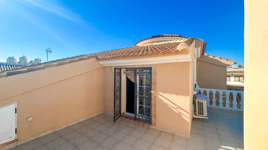 Luxusná vila v La Mata – Costa Blanca
