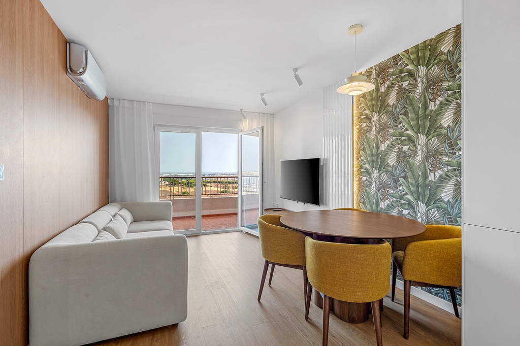 Moderný penthouse v Punta Prima – Costa Blanca