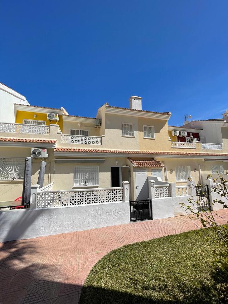 Moderný mestský dom v Ciudad Quesada – Costa Blanca