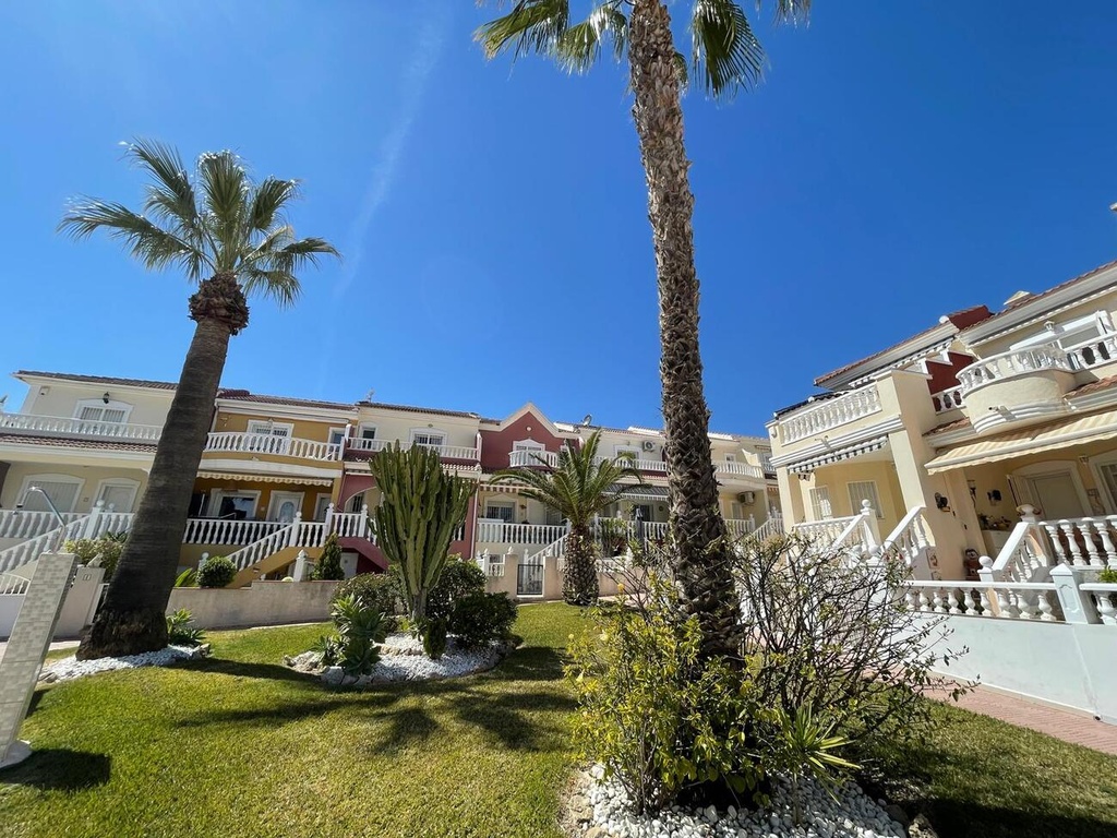 Moderný mestský dom v Ciudad Quesada – Costa Blanca