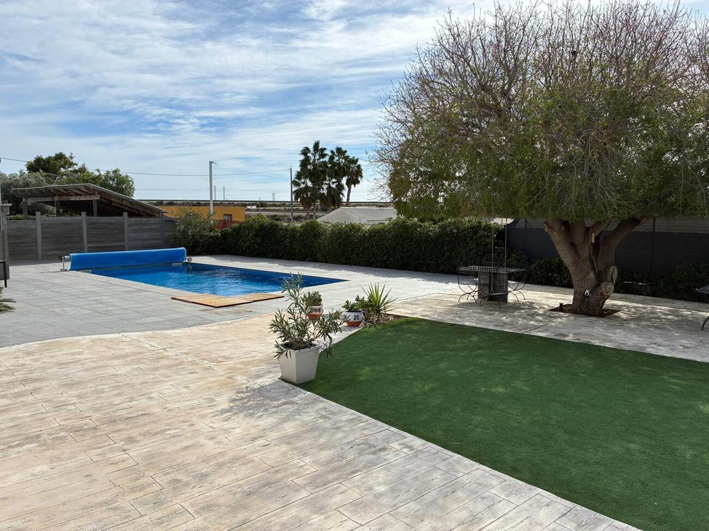 Moderná vila v Crevillent – Costa Blanca