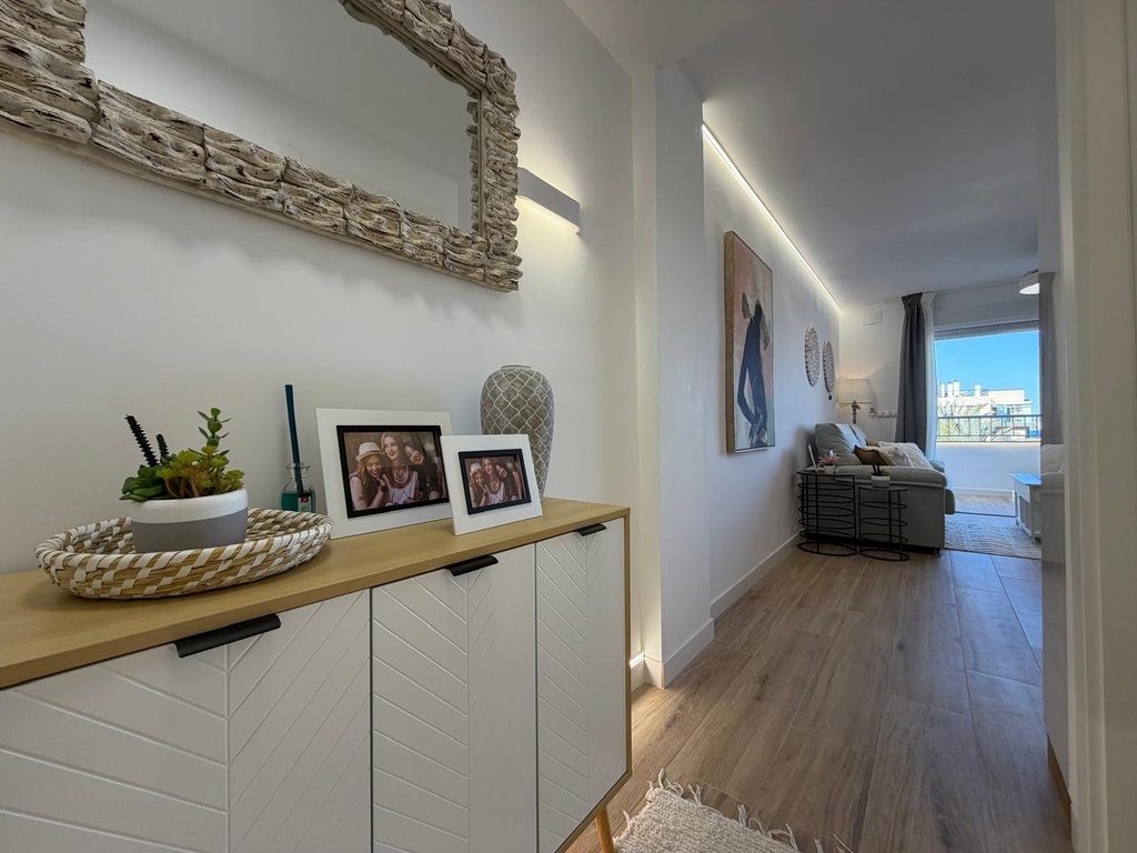 Moderný apartmán v Torrevieja – Punta Prima