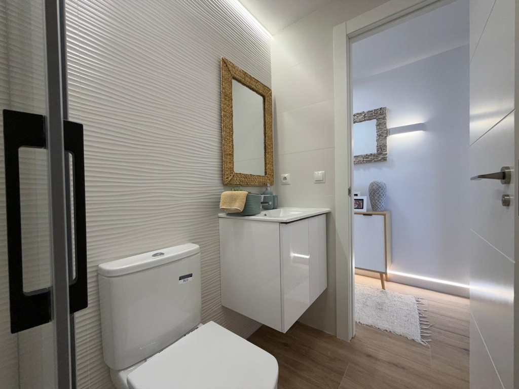 Moderný apartmán v Torrevieja – Punta Prima