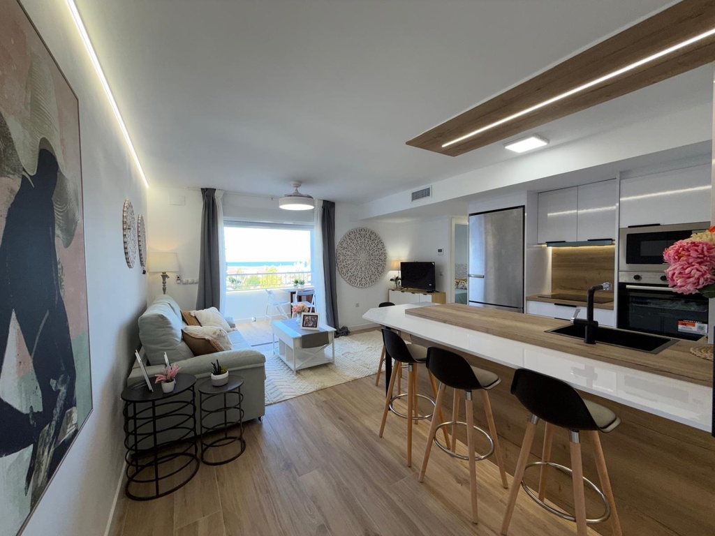 Moderný apartmán v Torrevieja – Punta Prima