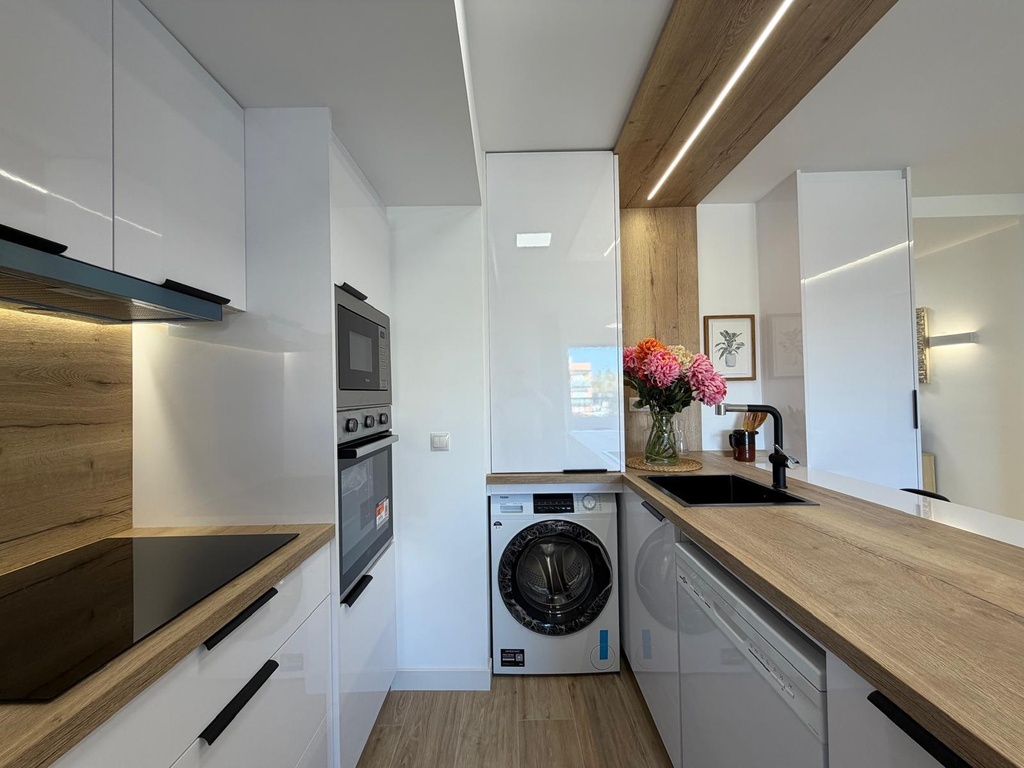 Moderný apartmán v Torrevieja – Punta Prima