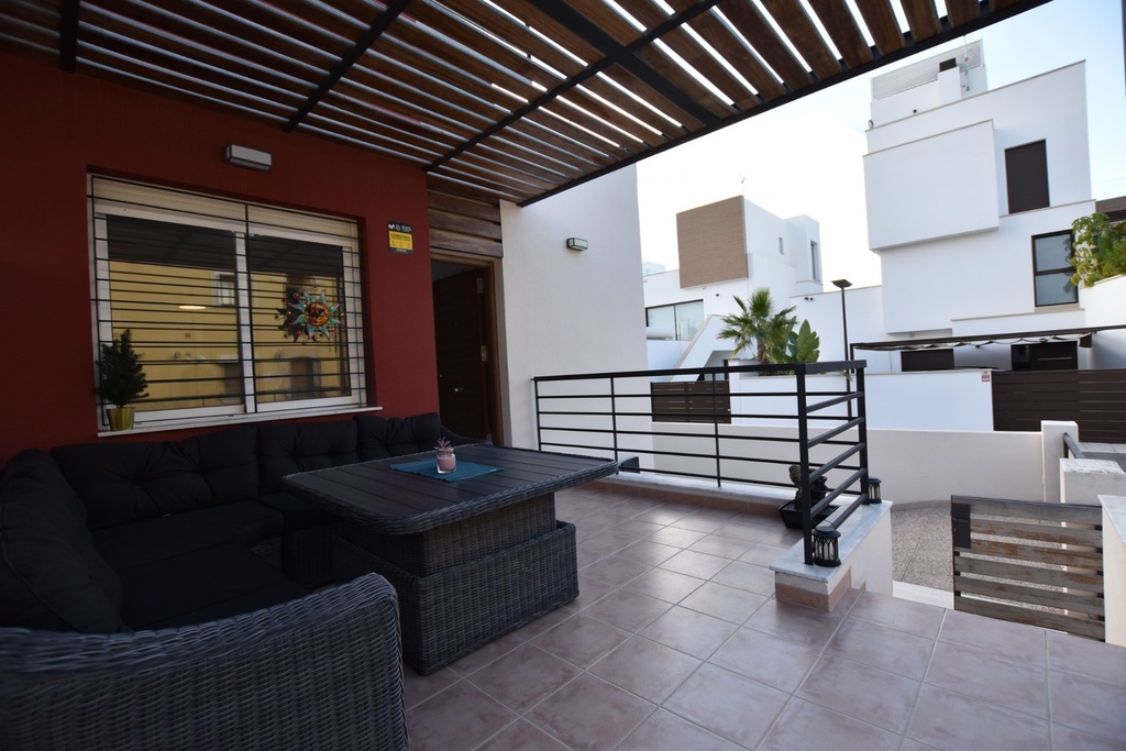 Moderná vila v Algorfa – Inland