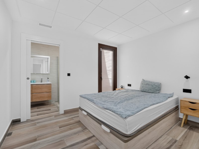 Moderná vila v Torrevieja – Costa Blanca