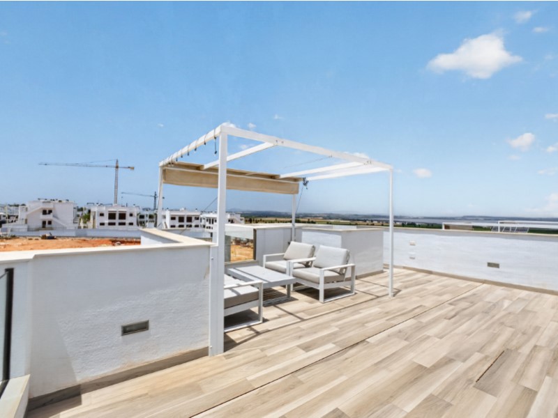 Moderná vila v Torrevieja – Costa Blanca