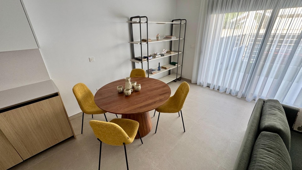 Moderný bungalow v San Pedro del Pinatar – Lopagán