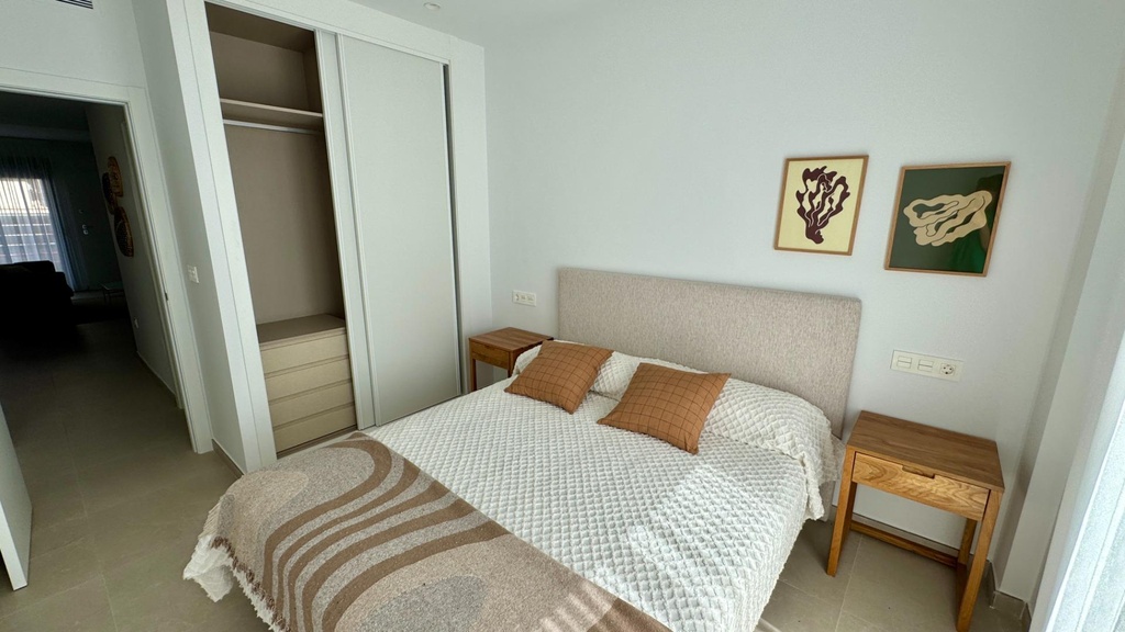 Moderný bungalow v San Pedro del Pinatar – Lopagán
