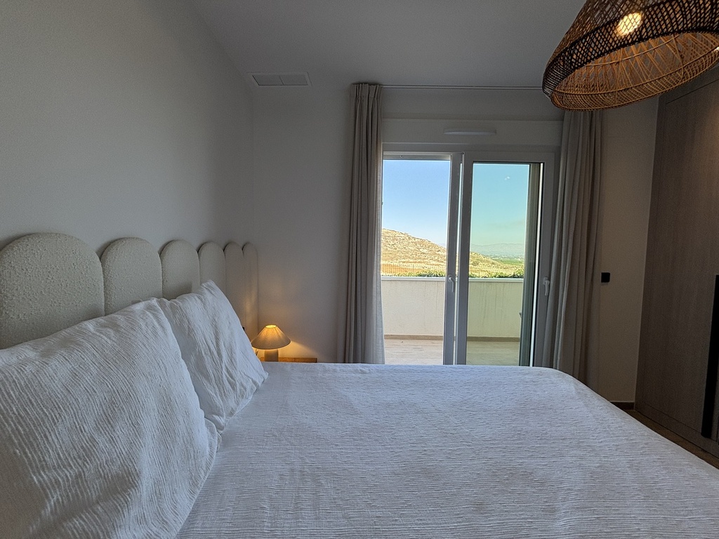 Moderný apartmán v La Finca Golf Resort – Inland