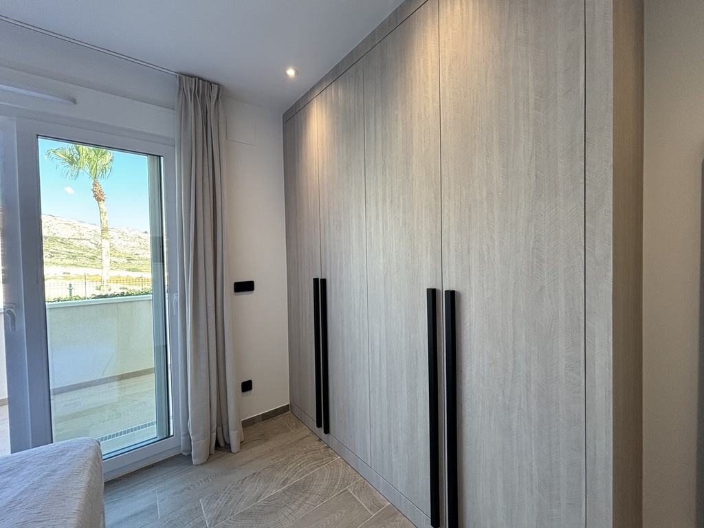 Moderný apartmán v La Finca Golf Resort – Inland