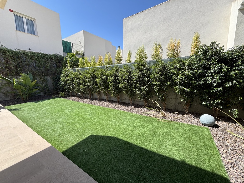 Moderný apartmán v La Finca Golf Resort – Inland