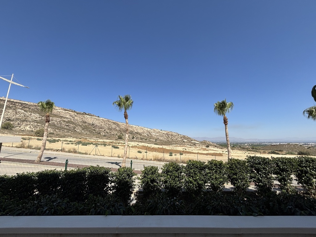 Moderný apartmán v La Finca Golf Resort – Inland