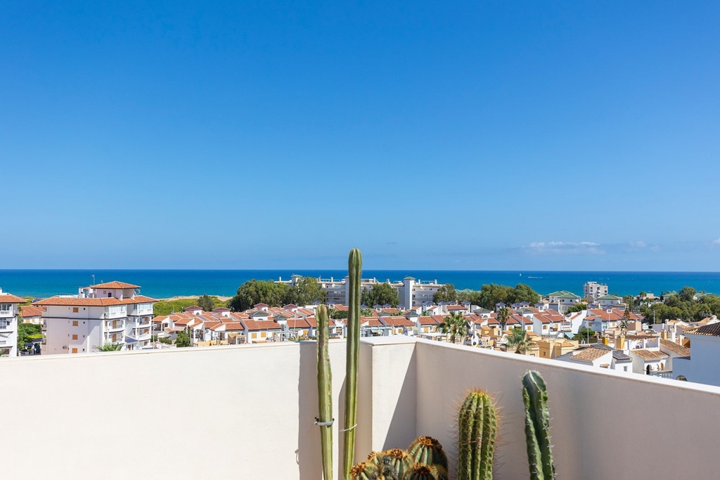 Moderný apartmán v La Mata – Costa Blanca