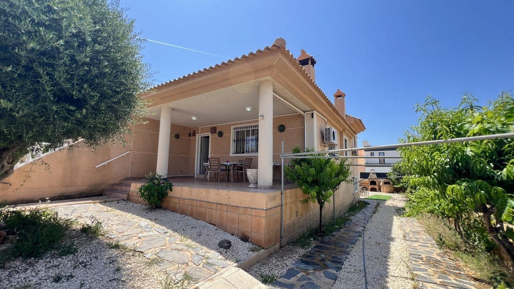 Moderná vila v Torrevieja – Aguas Nuevas