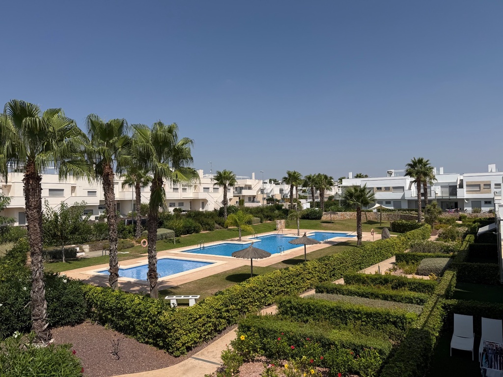 Moderný bungalow v Vistabella Golf Entre Naranjos – Inland