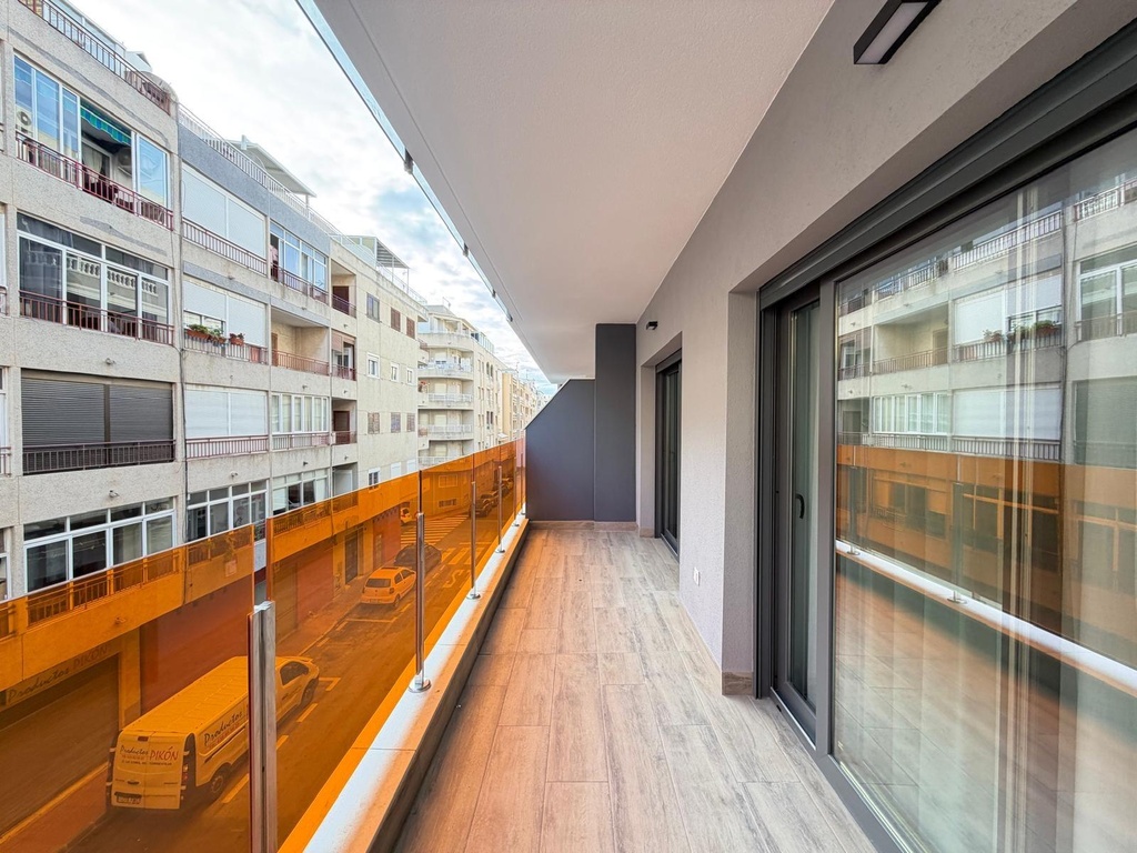 Moderný apartmán v Torrevieja – Estacion De Autobuses