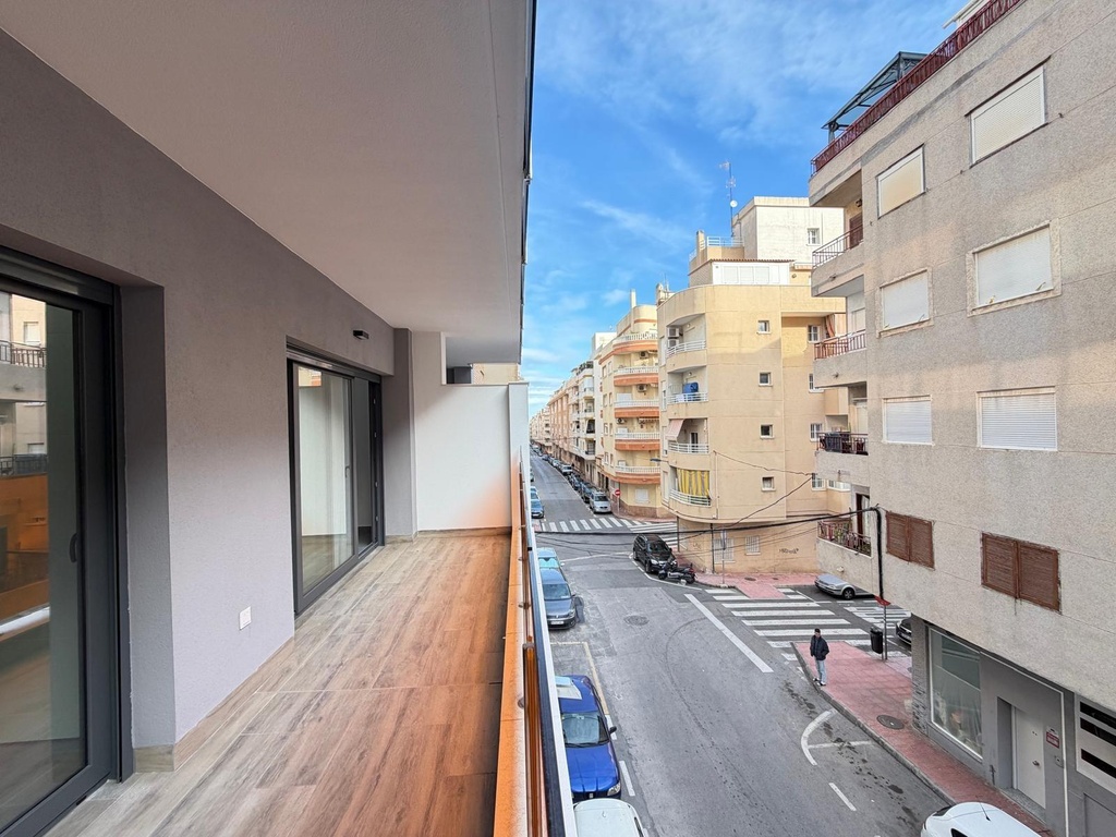 Moderný apartmán v Torrevieja – Estacion De Autobuses