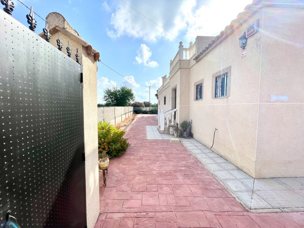 Moderná vila v Catral – Costa Blanca