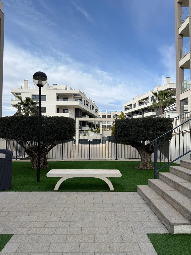 Moderný apartmán v Orihuela Costa – Las Filipinas