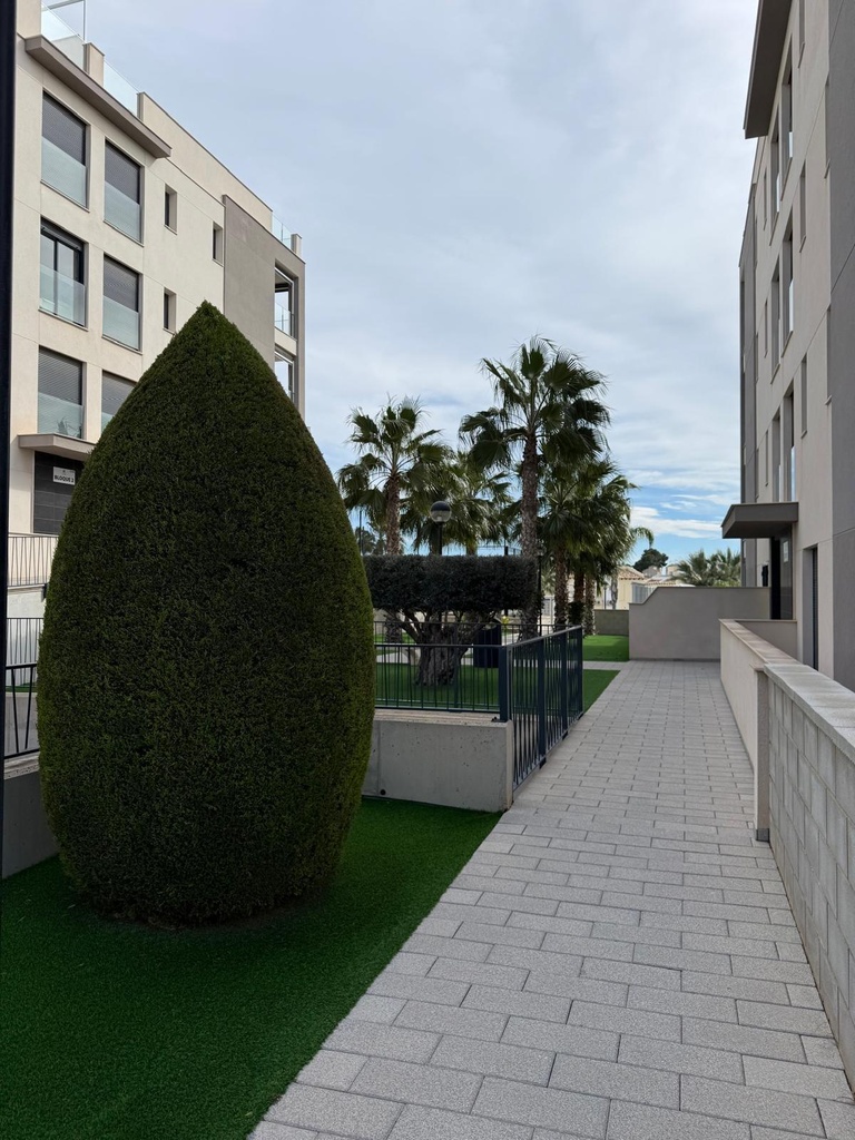 Moderný apartmán v Orihuela Costa – Las Filipinas