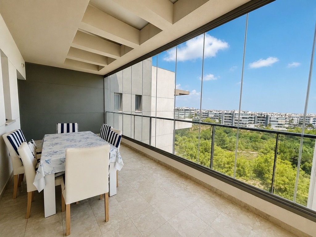 Moderný penthouse v Los Dolses – Inland